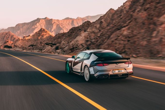 Bentley Supersports introductie Dubai Foto 2