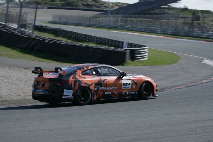 V-Max Voorjaarsraces by Supercar Madness