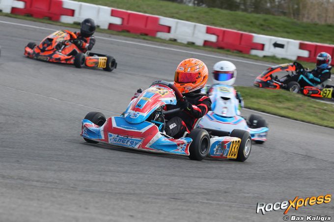 Karttalent Max van den Heuvel pakt in Emmen eerste racewinst van het seizoen